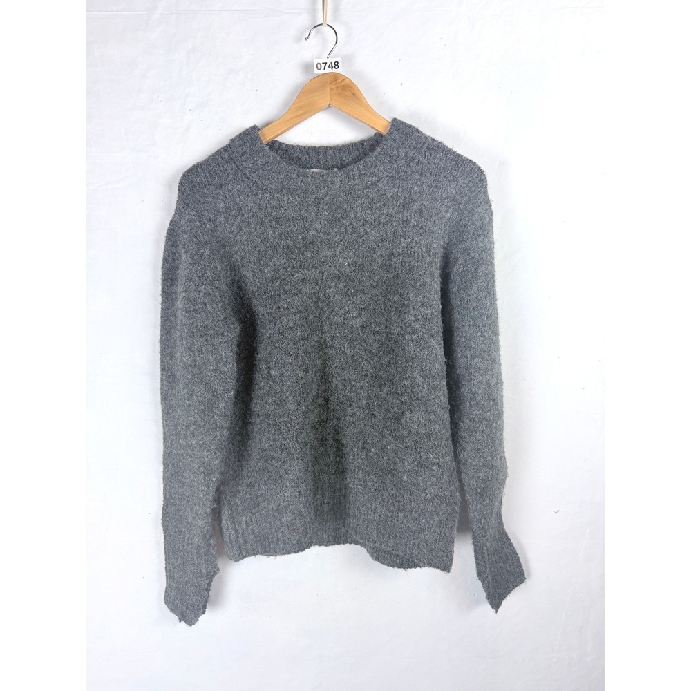 2/$30 H&M Grey Fuzzy Knit Crewneck Wool Blend Sweater Medium